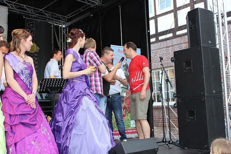 &Uuml;ber 3.000 B&auml;lle rollten 