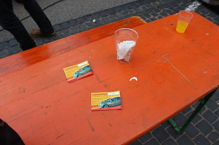 &Uuml;ber 3.000 B&auml;lle rollten 