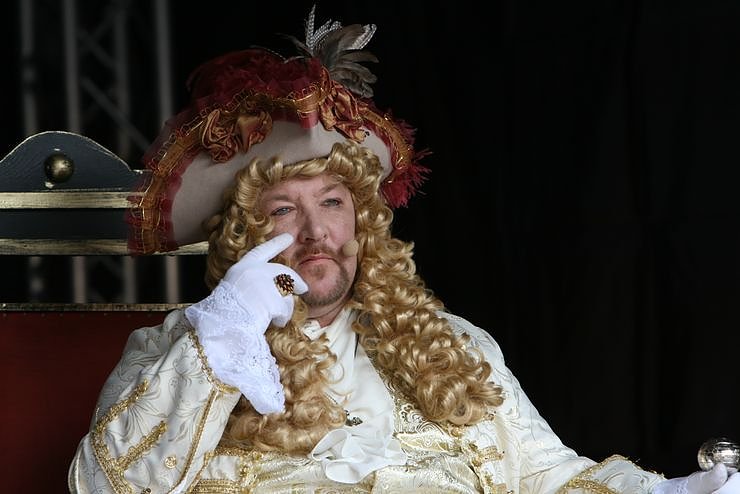 Der F&uuml;rst kommt