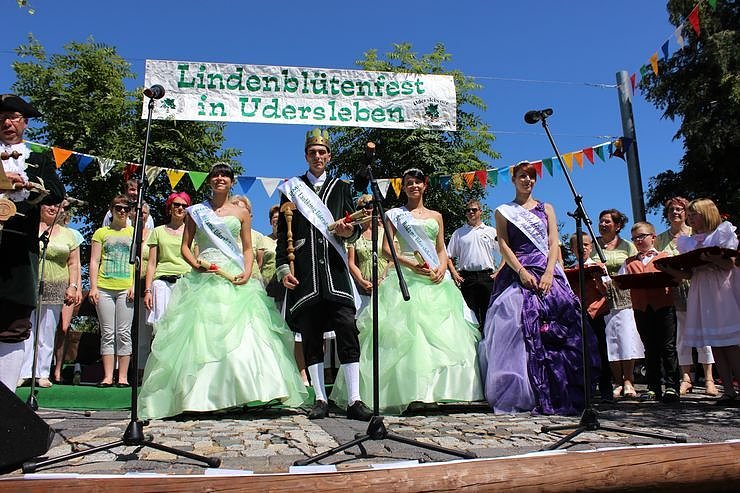 Laubk&ouml;nig gekr&ouml;nt