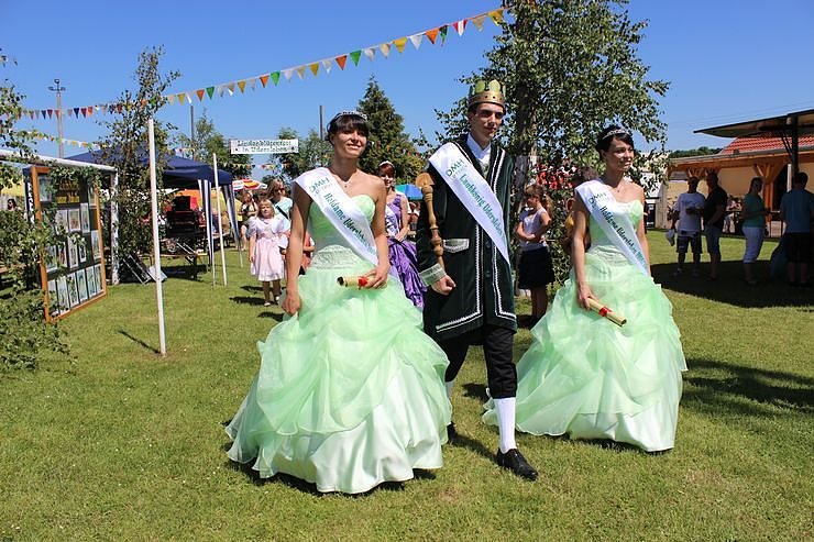 Laubk&ouml;nig gekr&ouml;nt