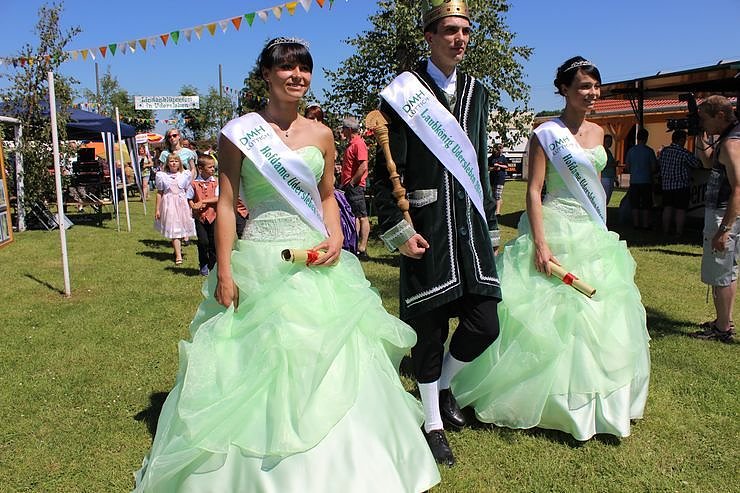 Laubk&ouml;nig gekr&ouml;nt