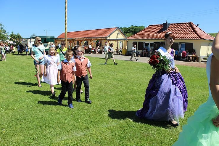 Laubk&ouml;nig gekr&ouml;nt