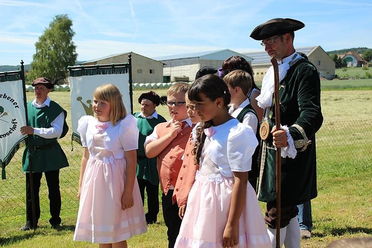 Laubk&ouml;nig gekr&ouml;nt