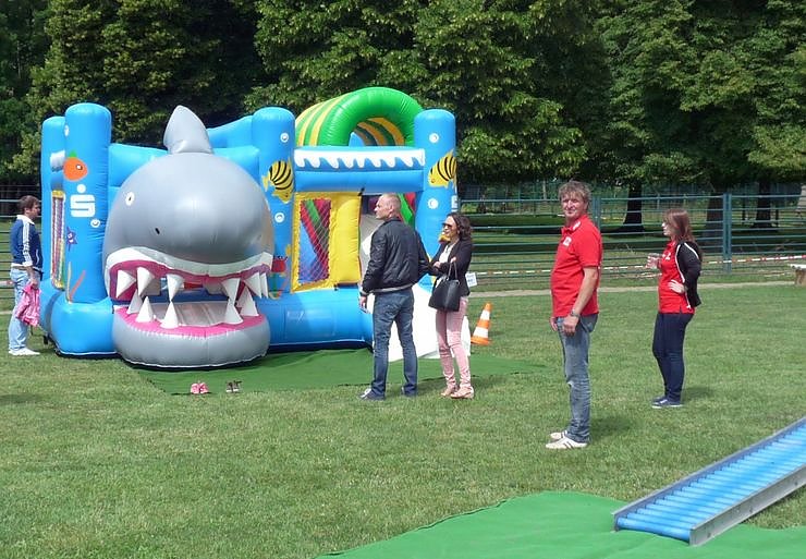 Auf Possen wird gefeiert