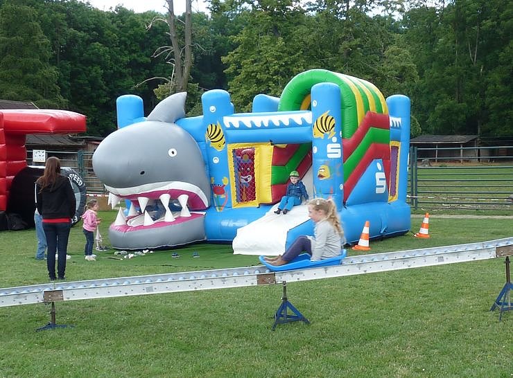 Auf Possen wird gefeiert