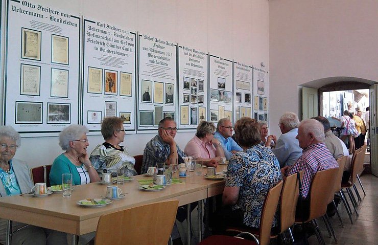 Sommerfest bei herrlichem Sonnenschein