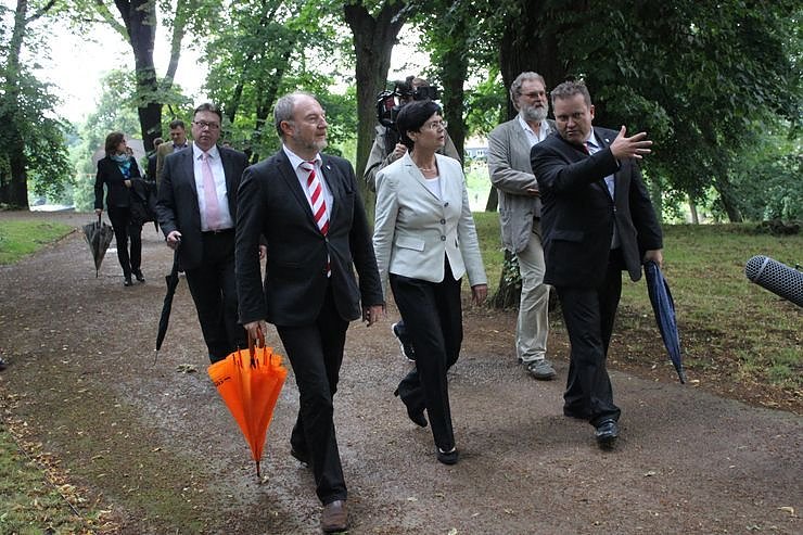 Ministerpr&auml;sidentin besucht Kleinod