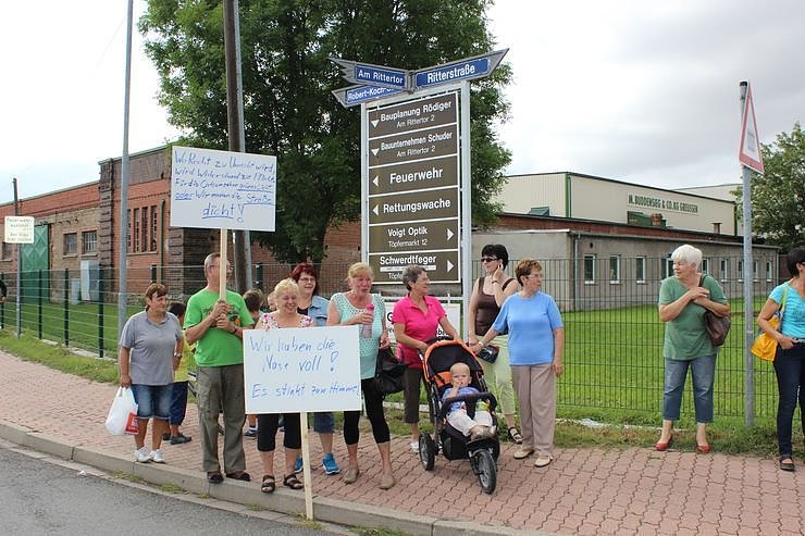 Demo &uuml;ber Bundesstra&szlig;e 4 in Greu&szlig;en gezogen