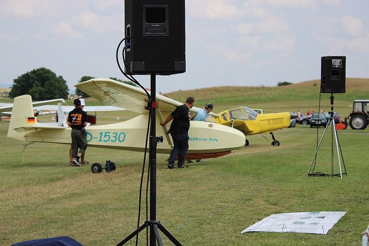 Morgen gro&szlig;e Flugschau