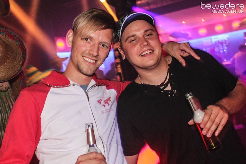 Party im Nordh&auml;user Sax