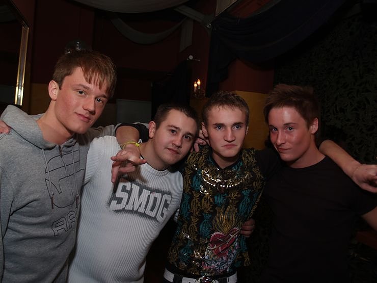 Geflegtes Klopfen in der Webe.nnz-City Scout on Tour