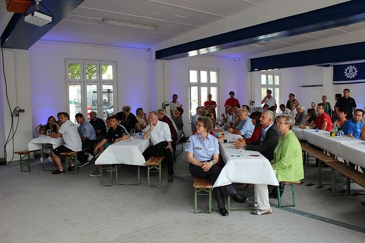 THW famili&auml;r gefeiert