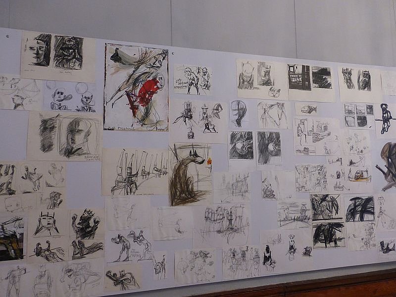 "Tiefgr&uuml;n bis zartbitter"