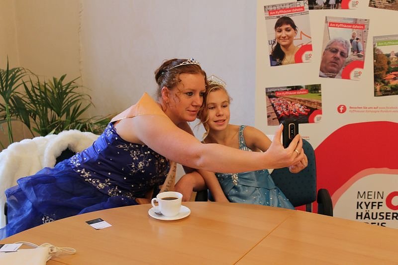 So charmant l&auml;chelt der Kyffh&auml;userkreis