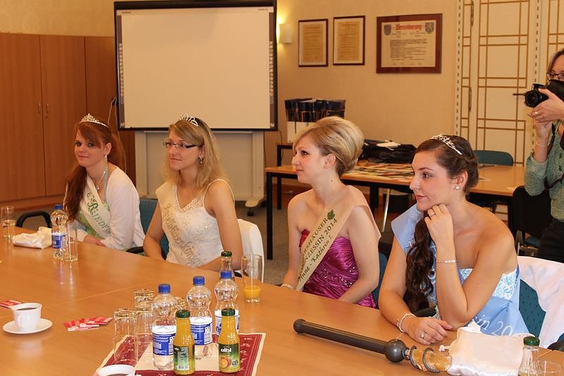 So charmant l&auml;chelt der Kyffh&auml;userkreis