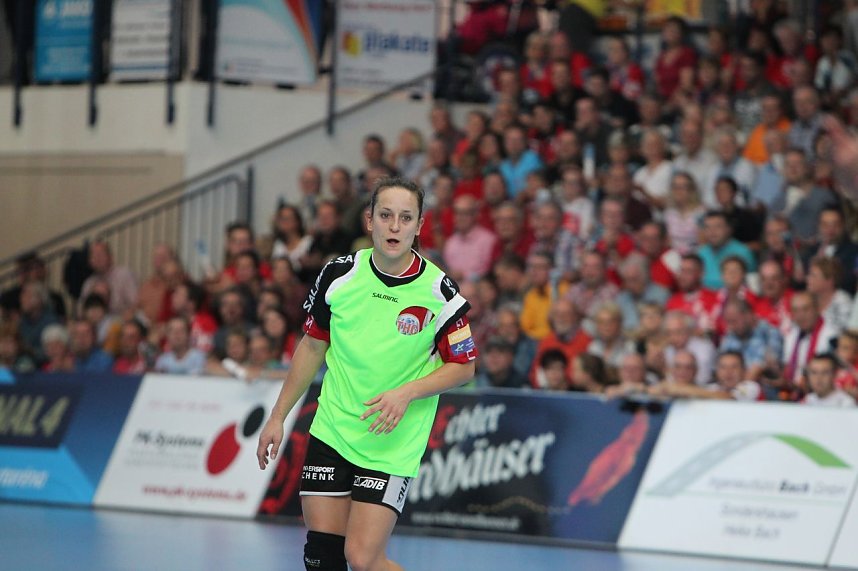 THC gewinnt erstes Champion League Spiel klar mit 33:20