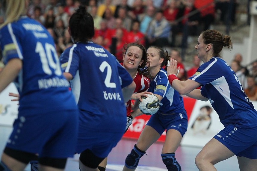 THC gewinnt erstes Champion League Spiel klar mit 33:20