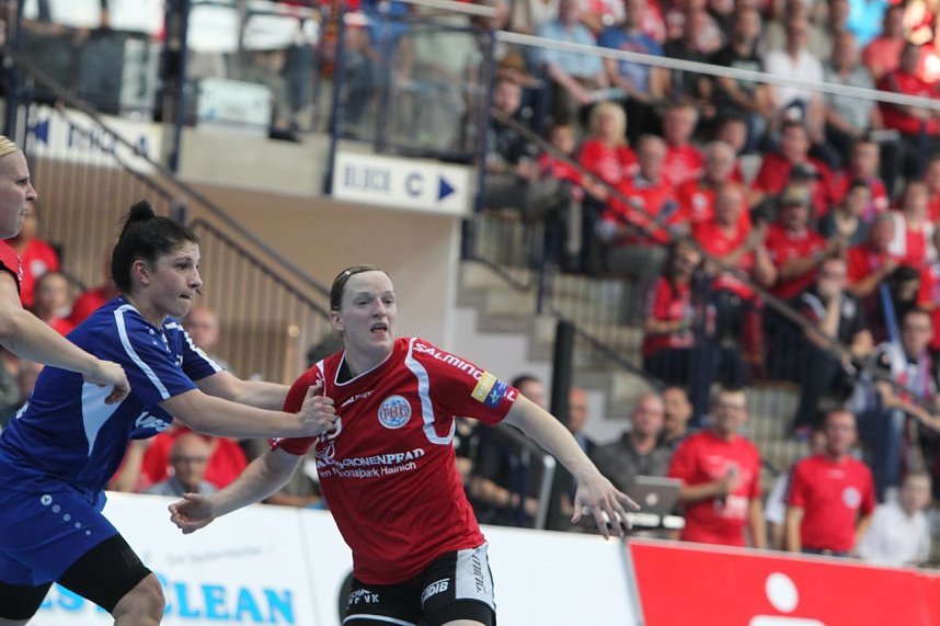 THC gewinnt erstes Champion League Spiel klar mit 33:20