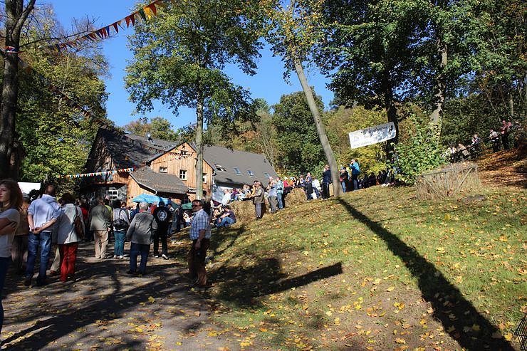 Massenandrang an der Barbarossah&ouml;hle