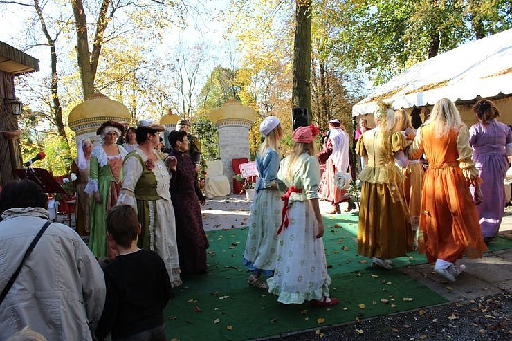 Massenandrang an der Barbarossah&ouml;hle