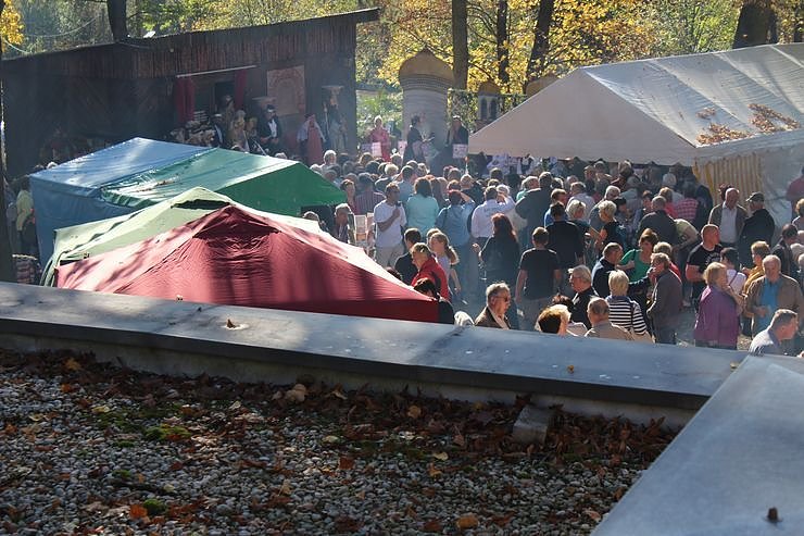 Massenandrang an der Barbarossah&ouml;hle