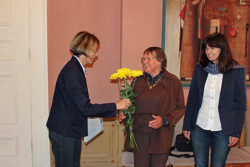 Unterzeichnung Schenkungsvertrag