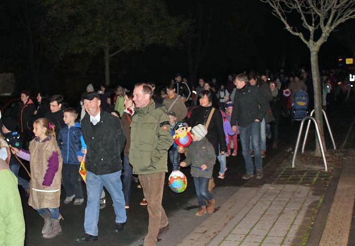 &Ouml;kumenische Martinsfeier durchgef&uuml;hrt