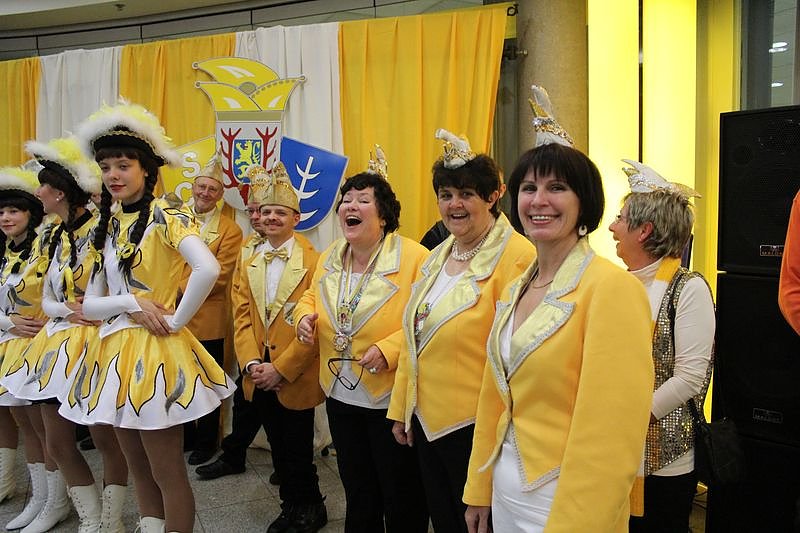 Alles Geld verjubelt