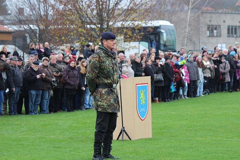 Neuer Lehrgang in Oberspier vereidigt