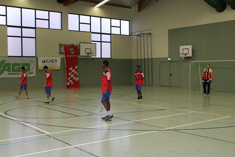 Freundschaftsspiel mit Asylbewerbern