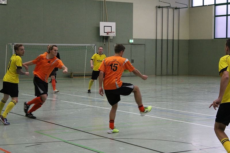 Cup- Verteidiger setzte sich durch