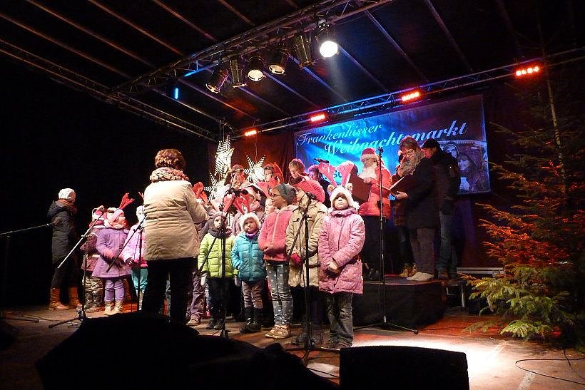 Stimmungsvoller Start Weihnachtsmarkt in Bad Frankenhausen