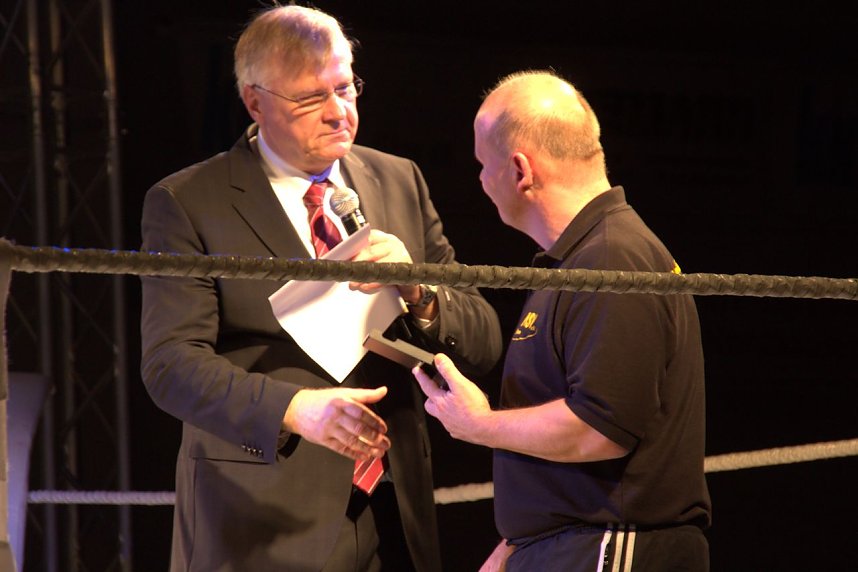 Nordhausen: NSV-Boxer sind klare Sieger gegen Straubing in der Ballspielhalle