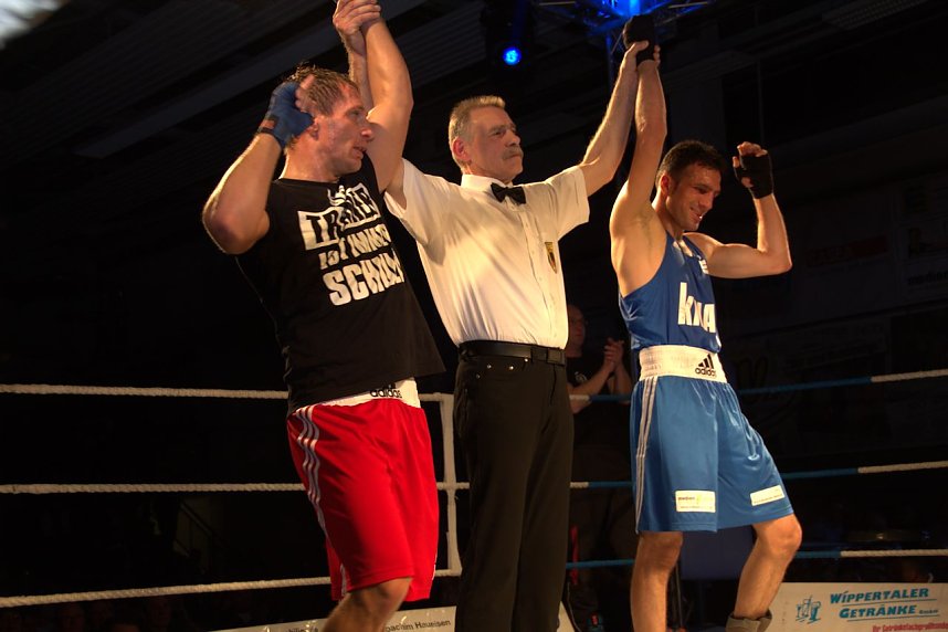 Nordhausen: NSV-Boxer sind klare Sieger gegen Straubing in der Ballspielhalle