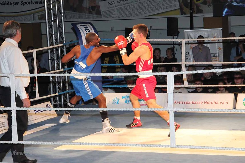 Boxnacht mit einem klaren Sie f&uuml;r den Nordh&auml;user Sportverein