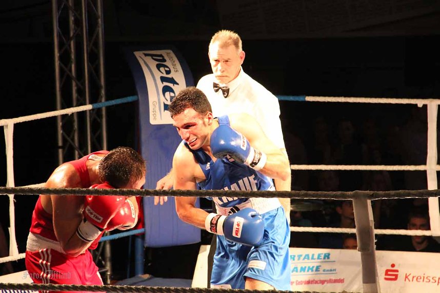 Boxnacht mit einem klaren Sie f&uuml;r den Nordh&auml;user Sportverein