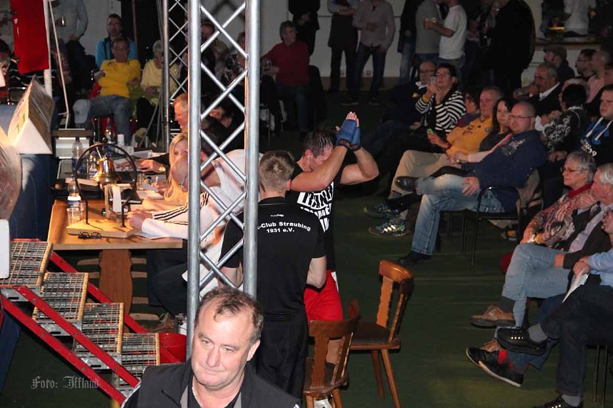 Boxnacht mit einem klaren Sie f&uuml;r den Nordh&auml;user Sportverein