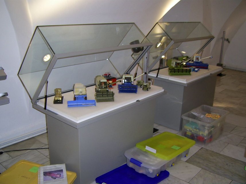 Weihnachtsausstellung wurde er&ouml;ffnet