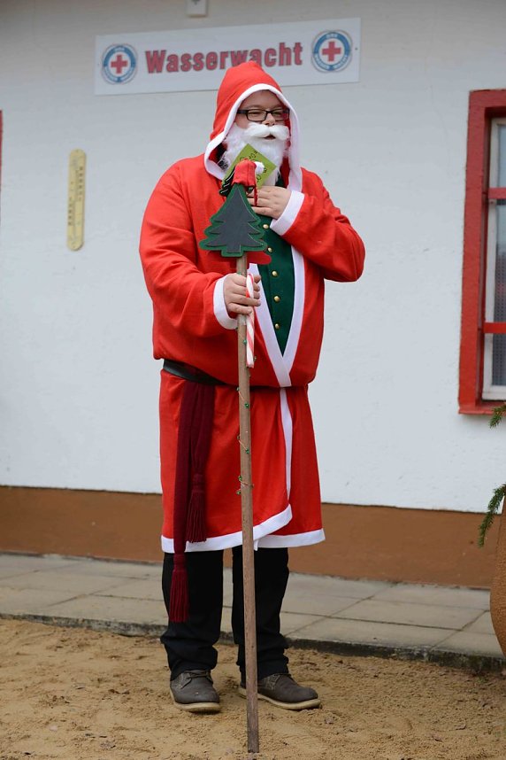 Weihnachtsromantik am Teich