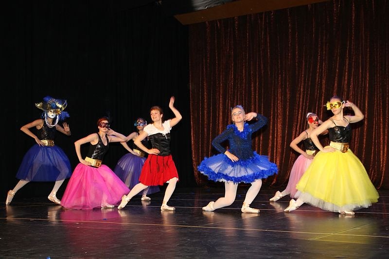 Schneek&ouml;nigin begeistert Gro&szlig; und Klein.