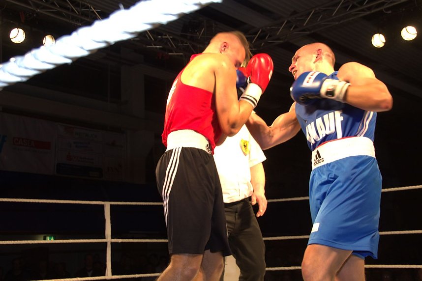 Boxnacht in der Ballspielhalle in Nordhausen
