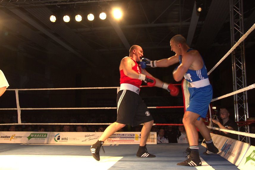 Boxnacht in der Ballspielhalle in Nordhausen
