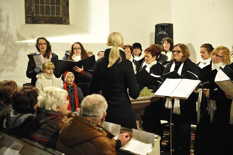 Weihnachtszauber aus frohen Kehlen