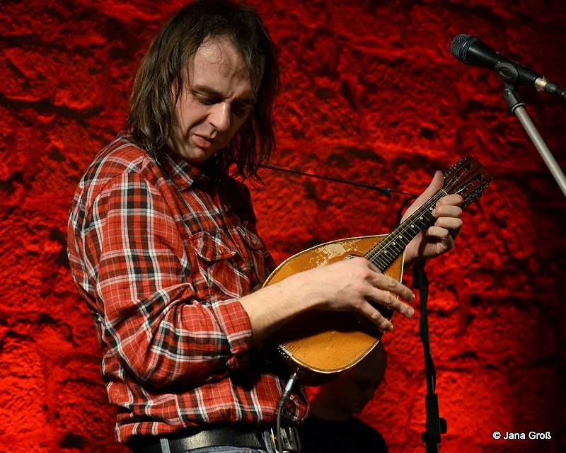 Bei The Double Vision & iNUTERO dabei