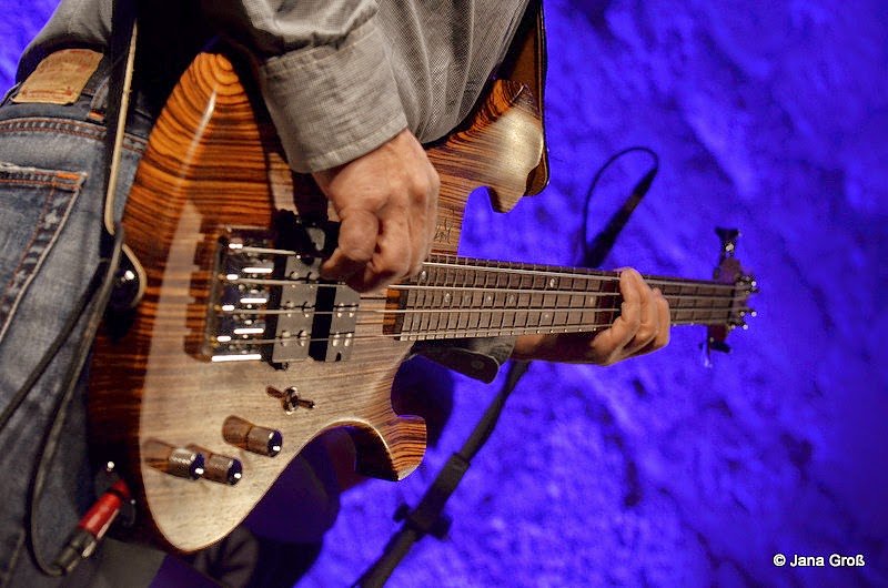 Bei The Double Vision & iNUTERO dabei