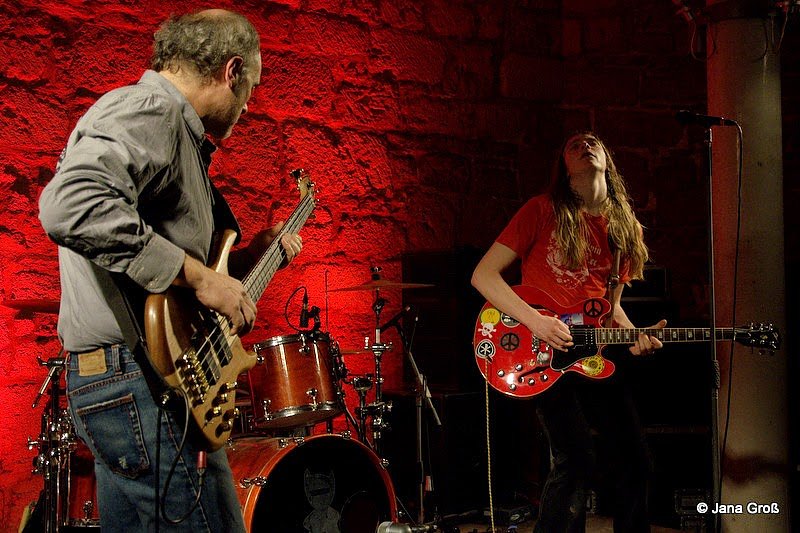 Bei The Double Vision & iNUTERO dabei