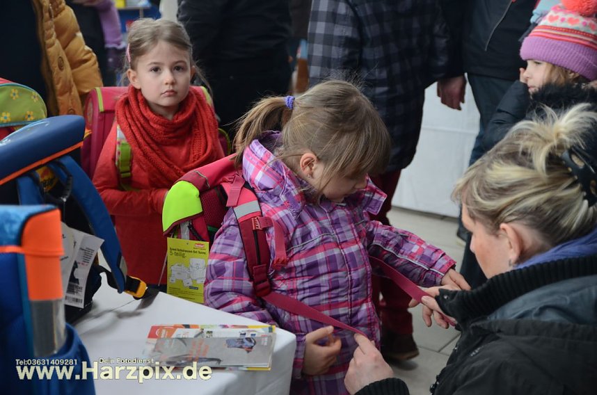 Viel los in der Autowelt Peter