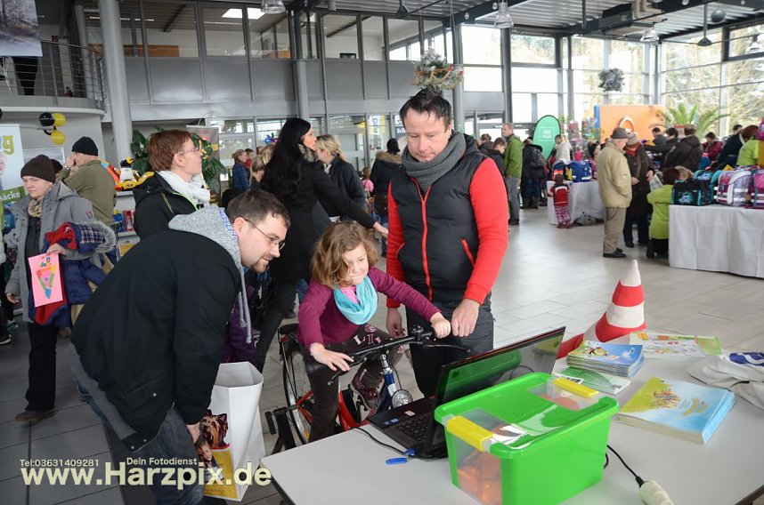 Viel los in der Autowelt Peter