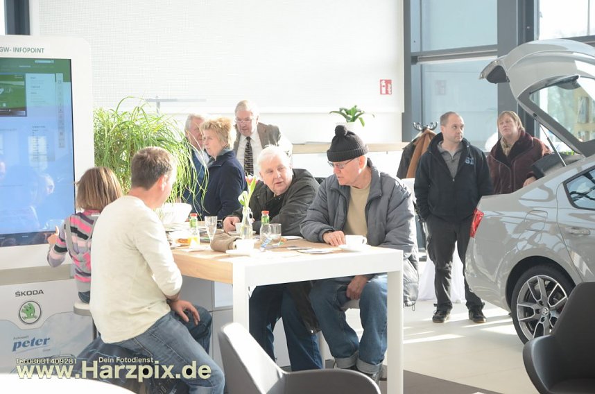 Viel los in der Autowelt Peter